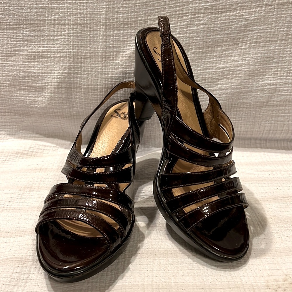 Sofft sandals size 8.5M color maroon